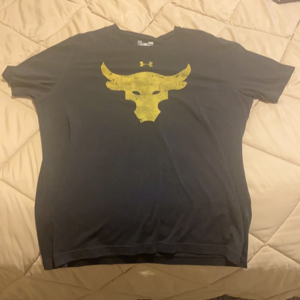 Under Armor The Rock collection skull t shirt